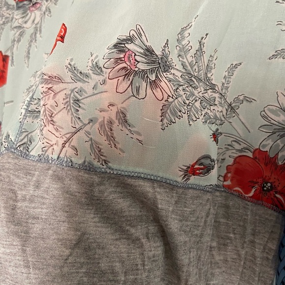 NWT Anthropologie Tiny grey and blue floral mixed media balloon sleeved top - Picture 6 of 15